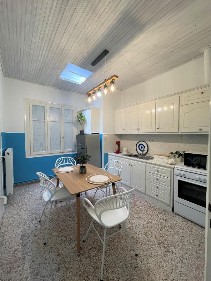 Aqua Mare Luxury Apartments Amfilochia Bagian luar foto